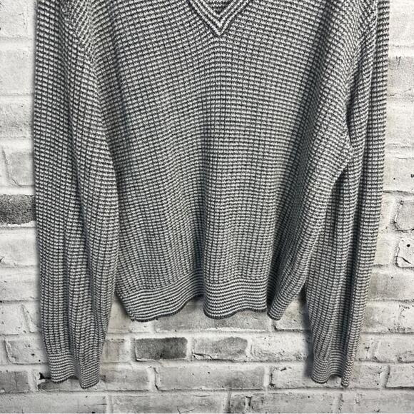 Vintage 90s Jantzen Chunky Rib Knit Oversized V-Neck Pullover Sweater - Picture 4 of 11